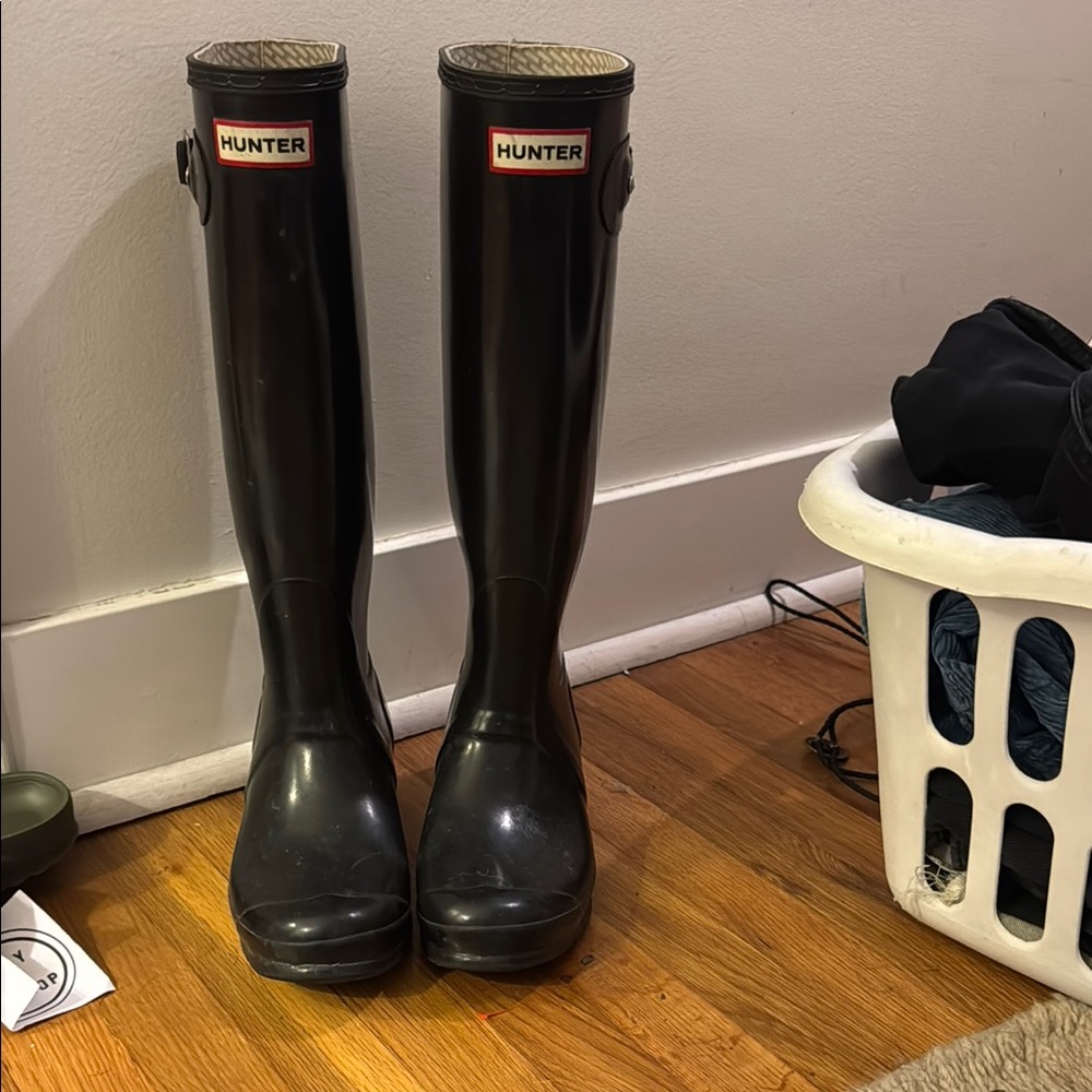 Hunter Black Tall Rain Boots